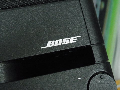 BOSE MediaMateII/ PC用スピーカー 響く重低音