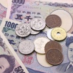 安倍首相は消費税を５％に戻すべき