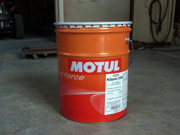 MOTUL15W50